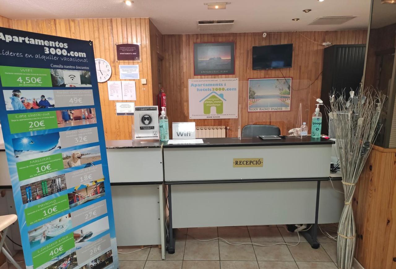 Apartamentos La Solana 3000 باس دي لا كاسا المظهر الخارجي الصورة