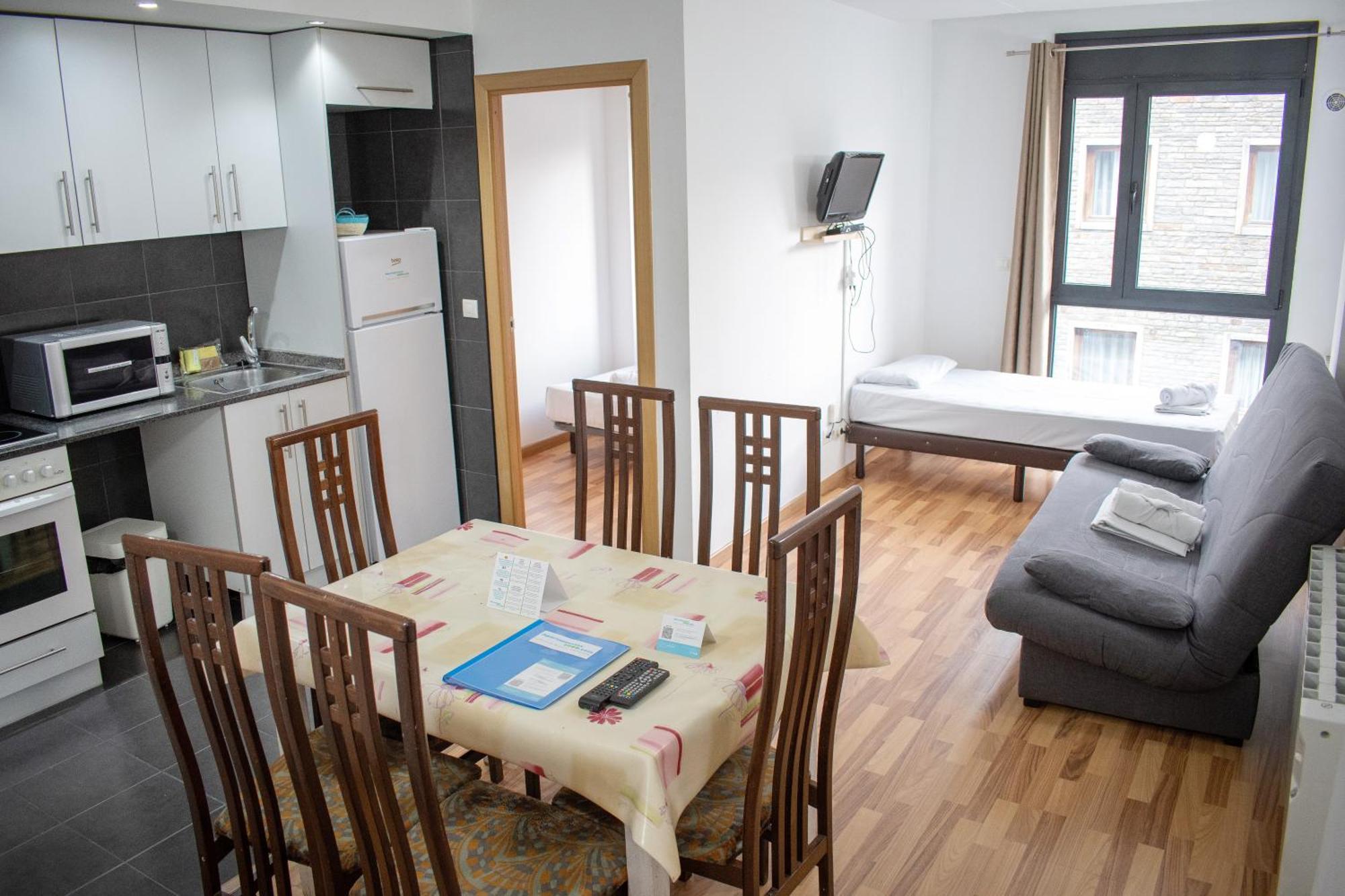Apartamentos La Solana 3000 باس دي لا كاسا المظهر الخارجي الصورة